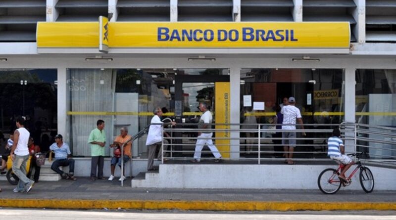 Vereador Josmá Oliveira diz que acionará Procon Municipal para endurecer medidas contra agências bancárias de Patos