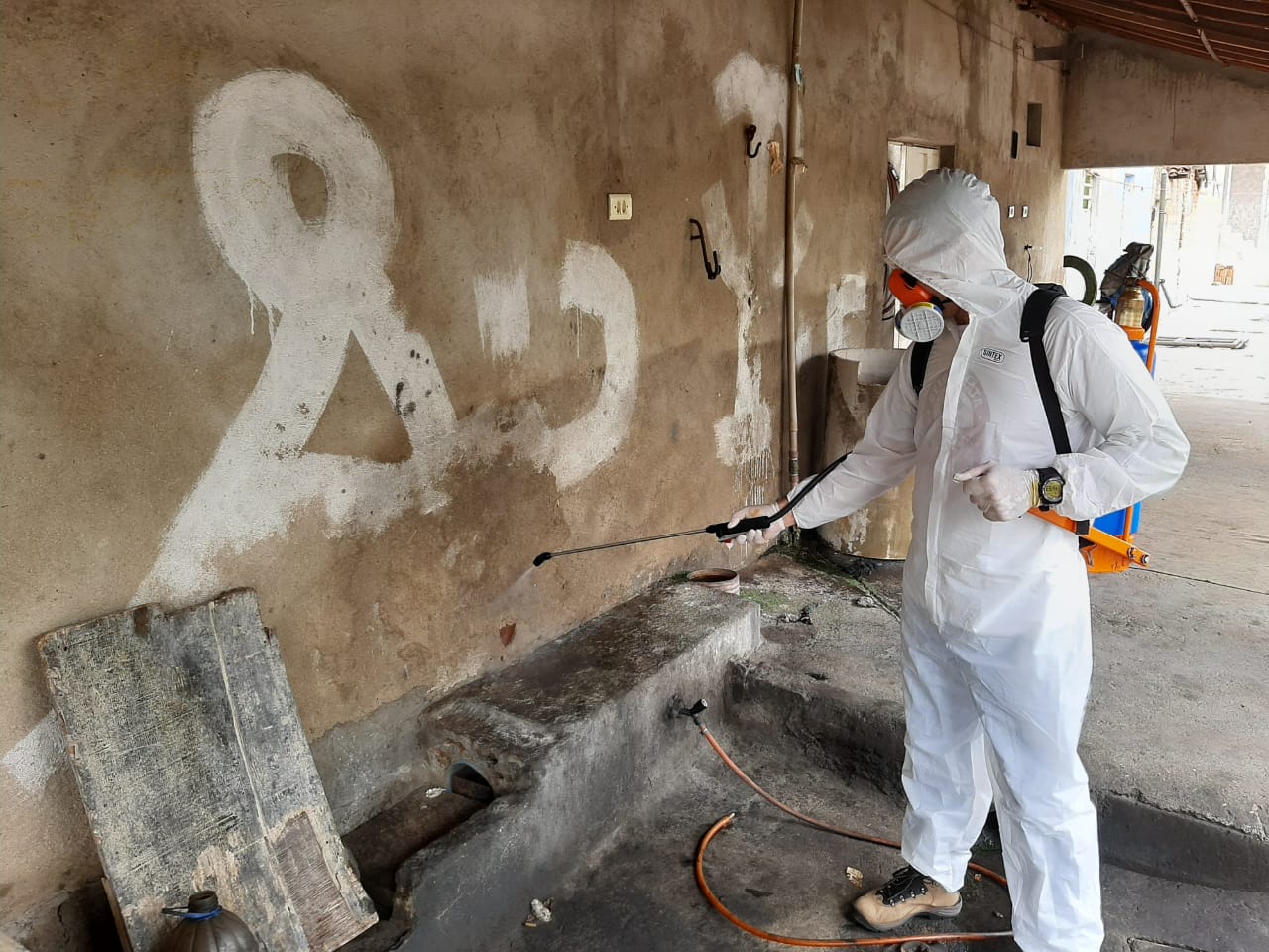 Seguindo protocolo de segurança, agentes de endemias intensificam ações de prevenção e combate ao Aedes em Patos