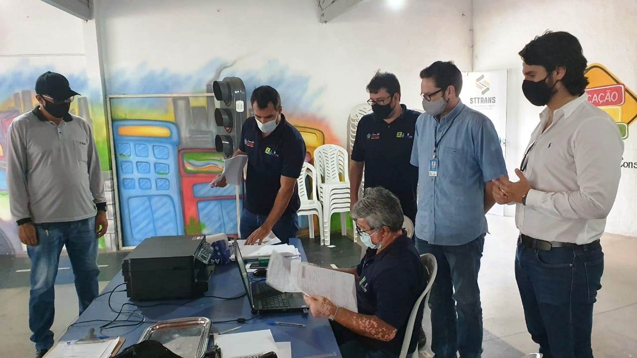 Primeiros taxímetros instalados são aferidos pelo Imeq-PB em Patos