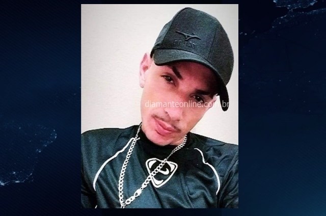 Jovem de 23 anos é morto a tiros em sua casa, em Itaporanga nesta segunda-feira (08