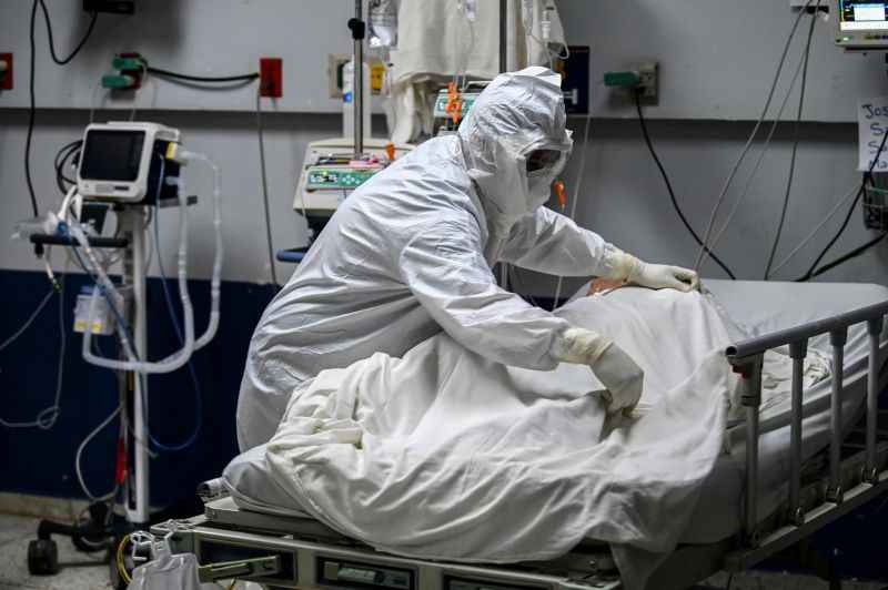 4 mortos em 24 horas, ambulância retida e área COVID 19 lotada no Hospital Regional de Patos