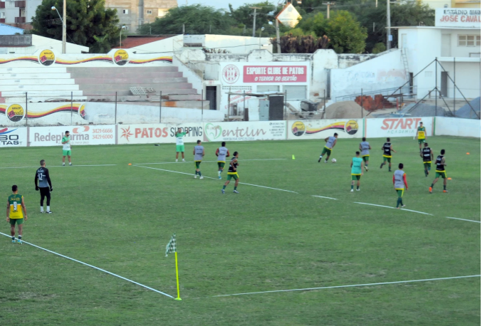 Nacional de Patos segue se reforçando após adiamento do Paraibano
