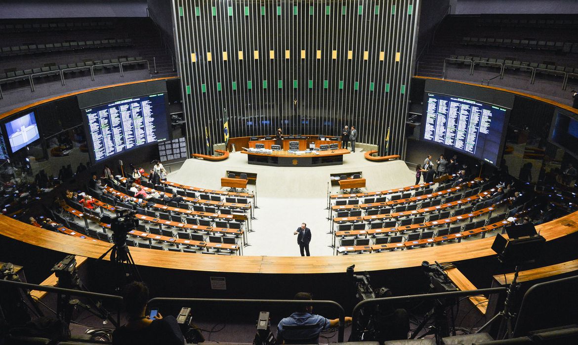 Deputados rejeitam todas as emendas feitas no Senado e Câmara aprova a Nova Lei do Gás