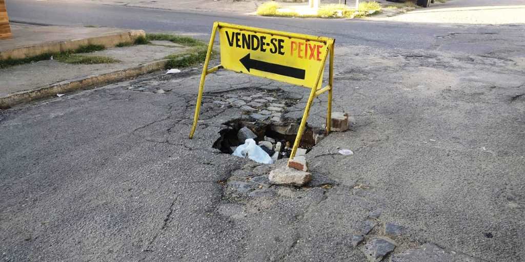 Empresa terceirizada vai começar consertos de buracos, galerias e problemas em pavimentação na cidade de Patos