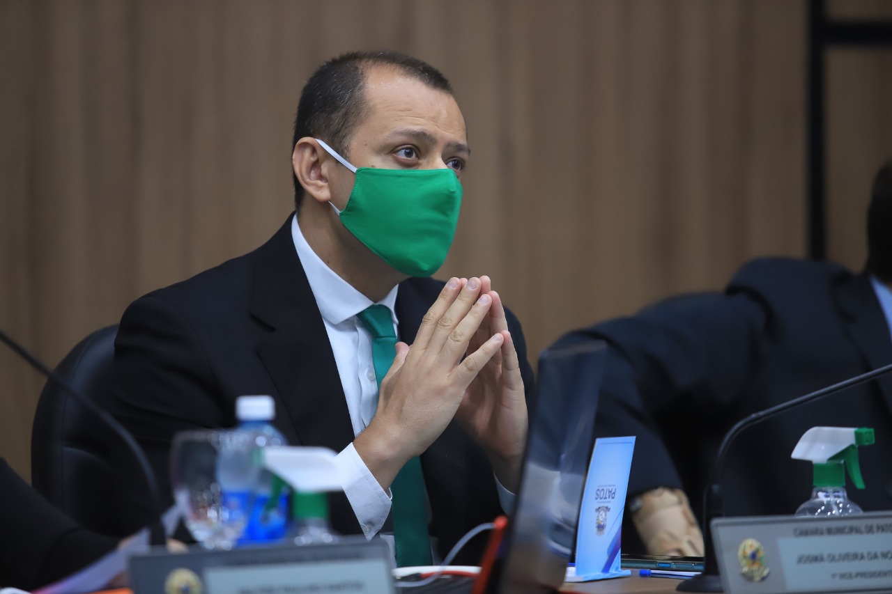 Ao lado dos servidores públicos: Vereador é contrário a refinanciamento do PatosPrev.