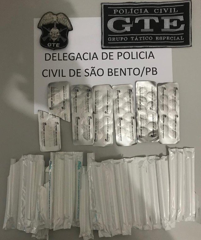 Dona de farmácia é presa suspeita de venda ilegal de medicamento abortivo, em São Bento