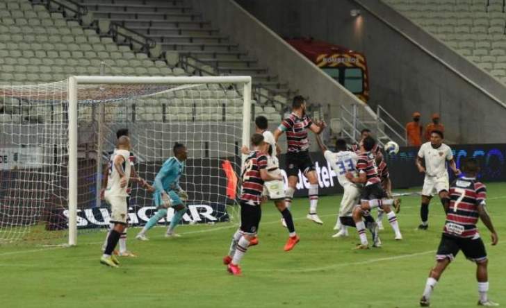 COPA DO NORDESTE: Bahia perde fora e Santa Cruz desencanta em Fortaleza