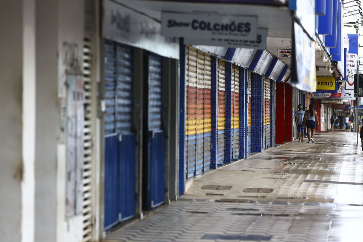 Novo ministro da saúde praticamente descarta lockdown geral no Brasil