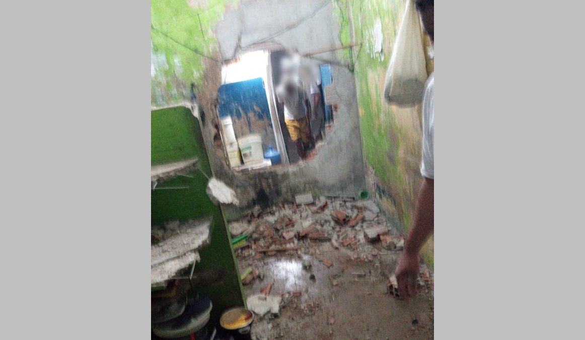 Exclusivo: Patosonline recebe imagens de celas destruídas na rebelião da noite desta quarta (24) no Presídio de Patos. Veja o vídeo