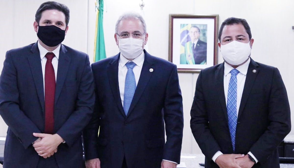 Hugo Motta solicita 60 respiradores para a Paraíba