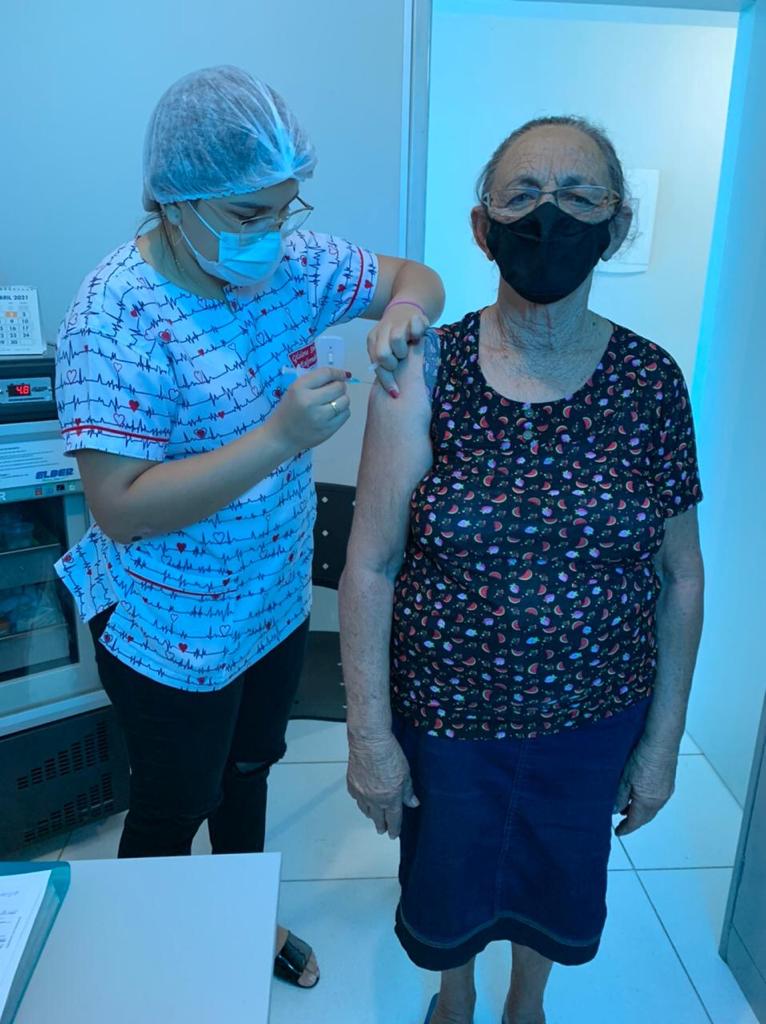 Secretária confirma que Santa Terezinha vacinou 110 idosos entre 65 e 69 anos neste sábado