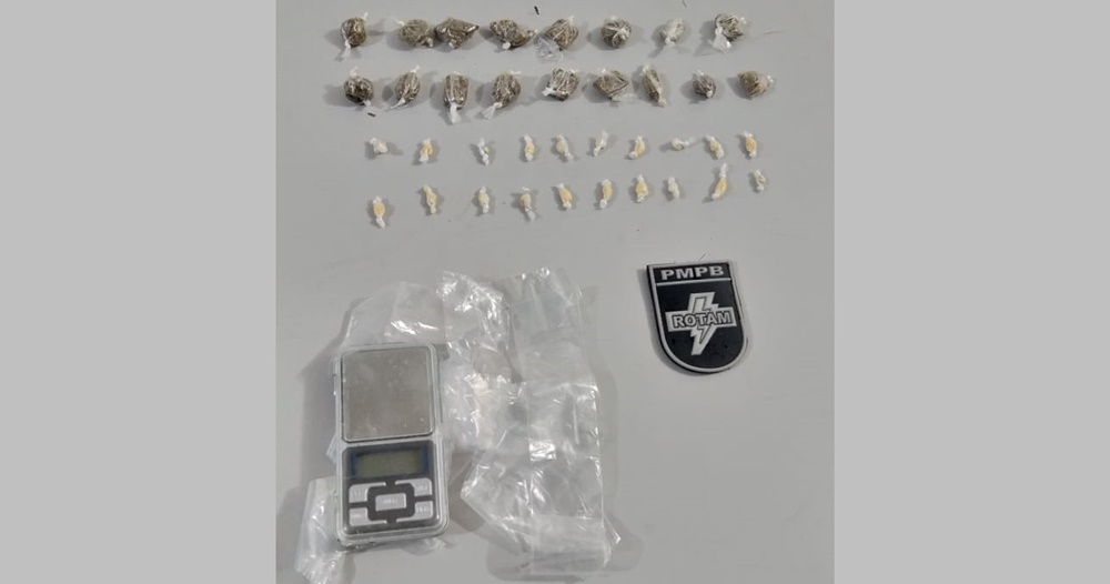 Polícia Militar apreende neste domingo (28), entorpecentes escondidos embaixo de ponte em Patos