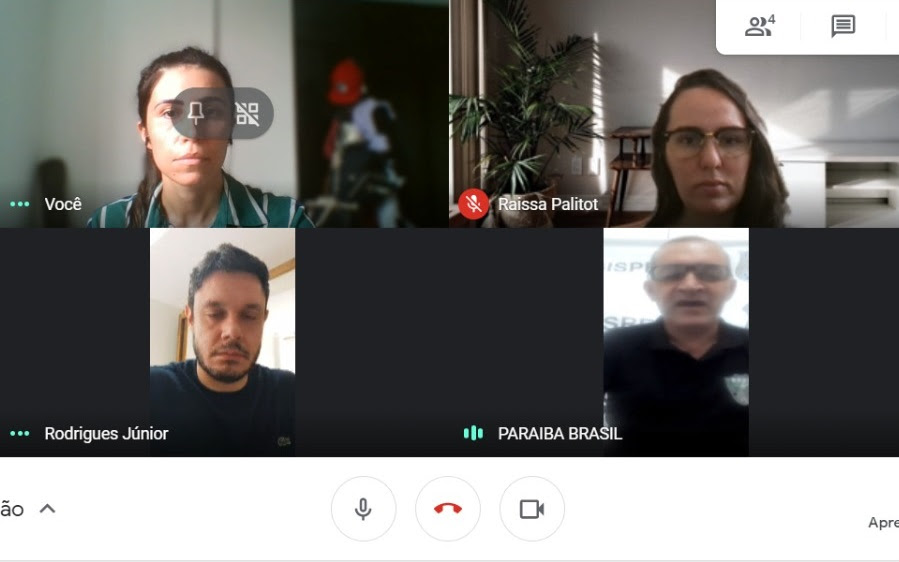 Após denúncia de detentos, defensores públicos se reúnem com diretor da Penitenciária Padrão de Patos