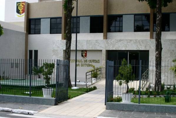 TCE adia julgamentos de processos agendados na pauta para próxima semana