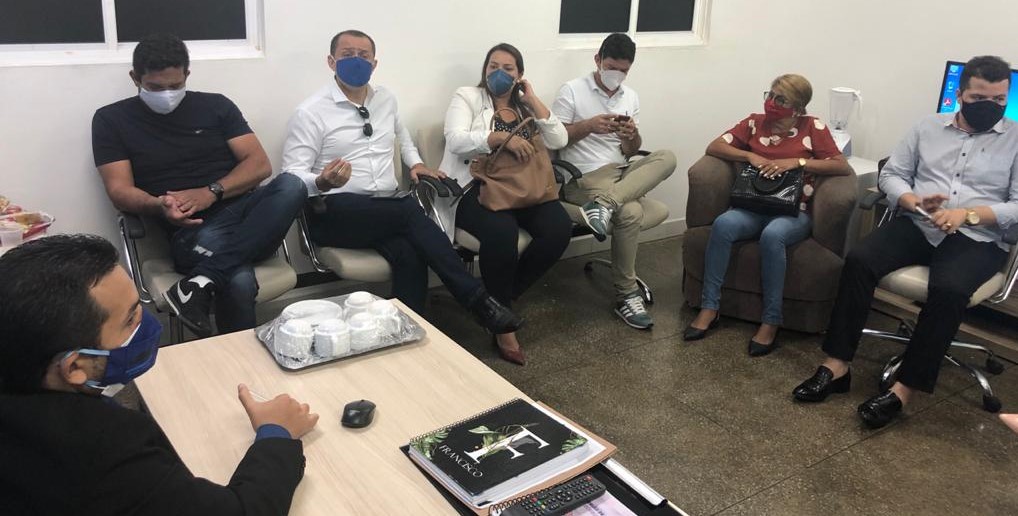 Comissão de Saúde da Câmara de Vereadores de Patos-PB visita Hospital Regional Jandhuy Carneiro