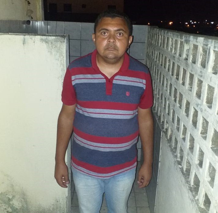 Pai de homem que disse estar abandonado procura o Patosonline e traz sua versão sobre as acusações