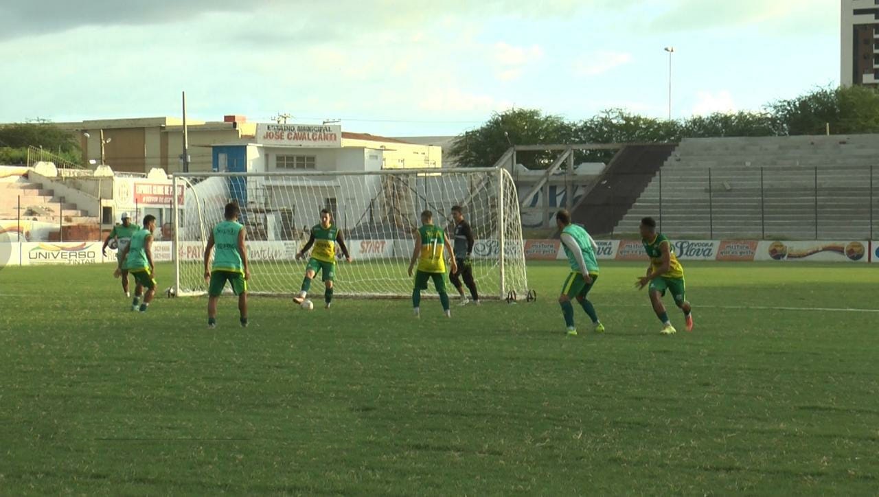 Nacional realiza último treino antes do amistoso contra o Sousa