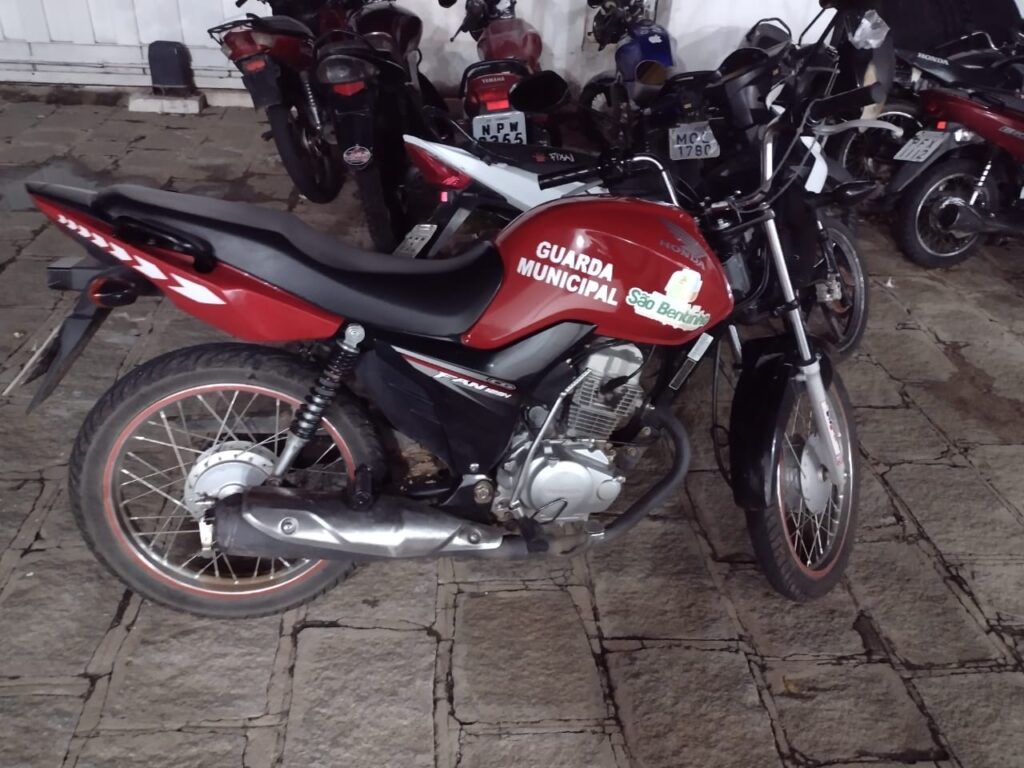 Moto tomada por bandidos de vigilante noturno, é recupera em Malta pela Polícia Militar