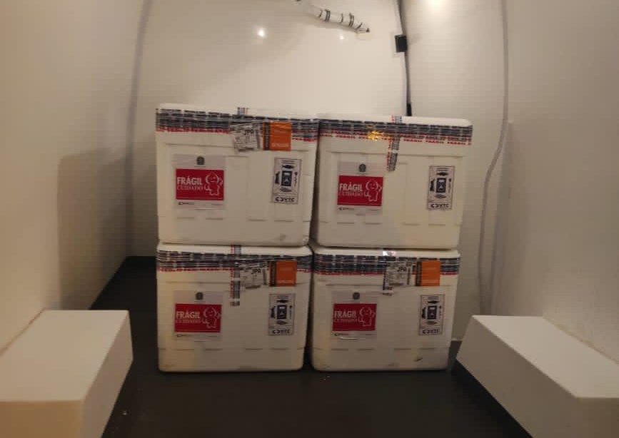 PB recebe 110 mil doses de vacina até sábado