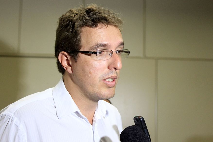 TCE-PB: Ex-secretário de saúde de Ricardo Coutinho, Waldson Sousa, leva multa de R$ 512 mil