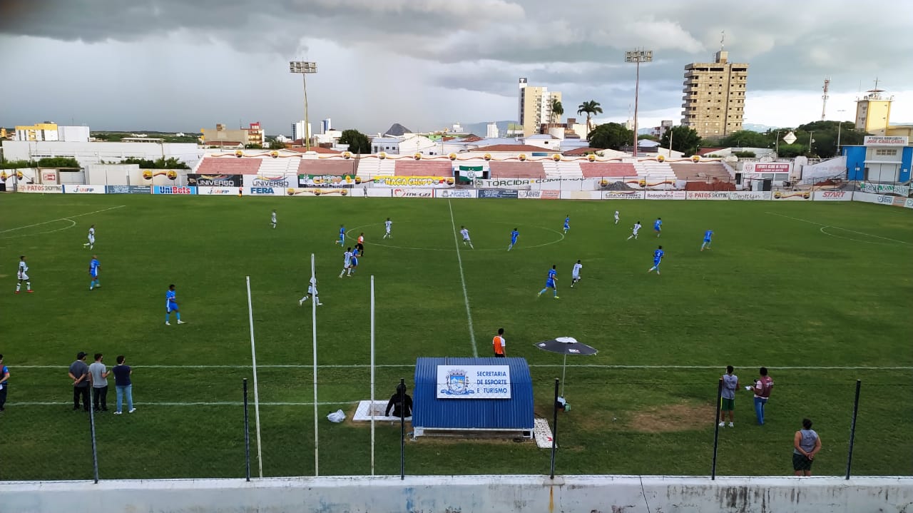 Com um menos, Nacional estreia com empate diante da Perilima no José Cavalcanti