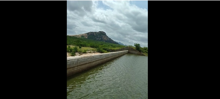 Chuvas na região estão sendo boas, mas Barragem da Farinha e Jatobá ainda estão longe de transbordar. Veja o vídeo