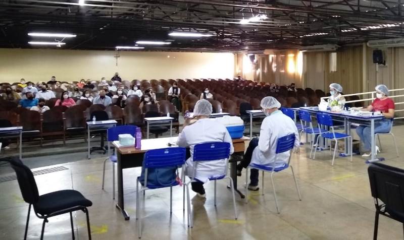 Sessão do Tribunal do Júri da 1ª Vara Mista de Patos é realizada no auditório do Fórum Miguel Sátyro