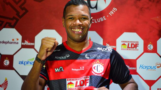 Campinense anuncia dispensa de cinco jogadores de seu elenco