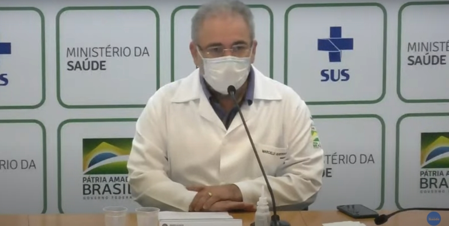 Em coletiva ministro da saúde confirma tendência de redução da covid-19 no Brasil