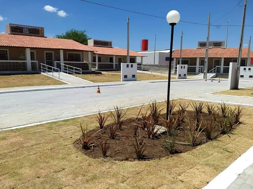 Moradora do condomínio Cidade Madura em Patos cobra providências da Prefeitura e da Cagepa para resolver problema. Ouça