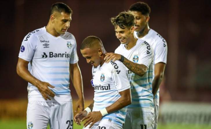 SUL-AMERICANA: Grêmio e Atlético-GO vencem fora, mas Corinthians se complica em casa