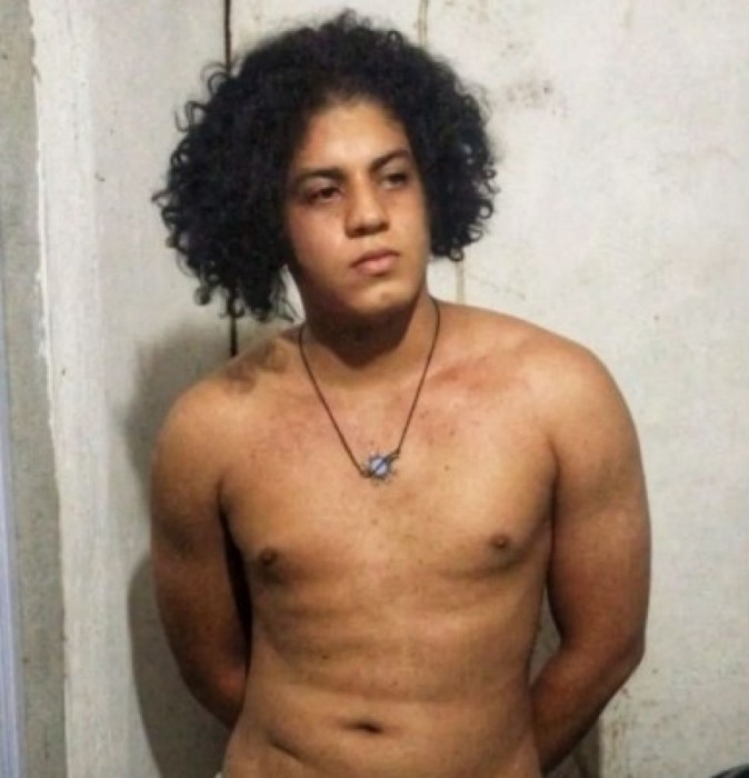 Travesti que teria se envolvido com suspeito de matar Patrícia presta depoimento na Central de Polícia