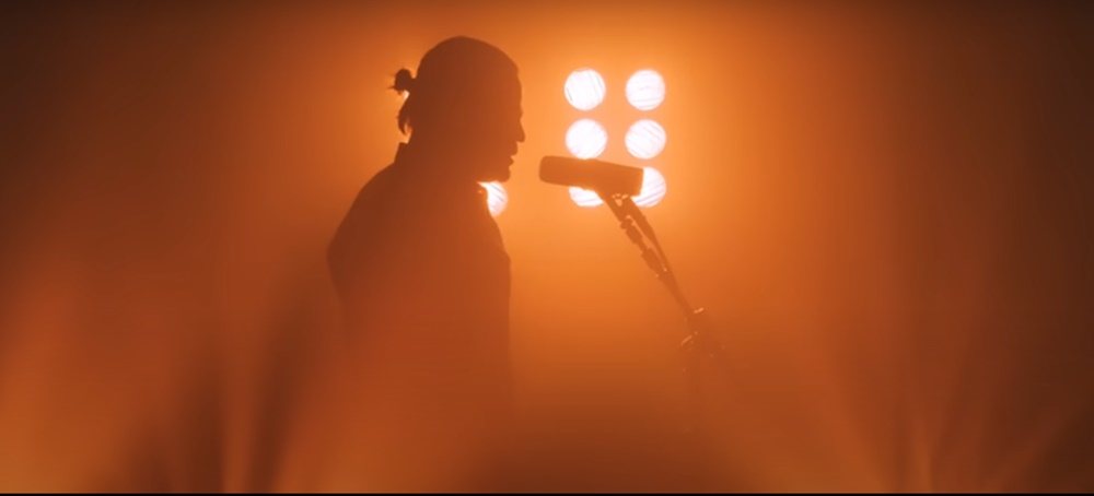 Nova Música de Eduardo Costa traz recado ao povo brasileiro frisando o perigo da corrupção. Veja