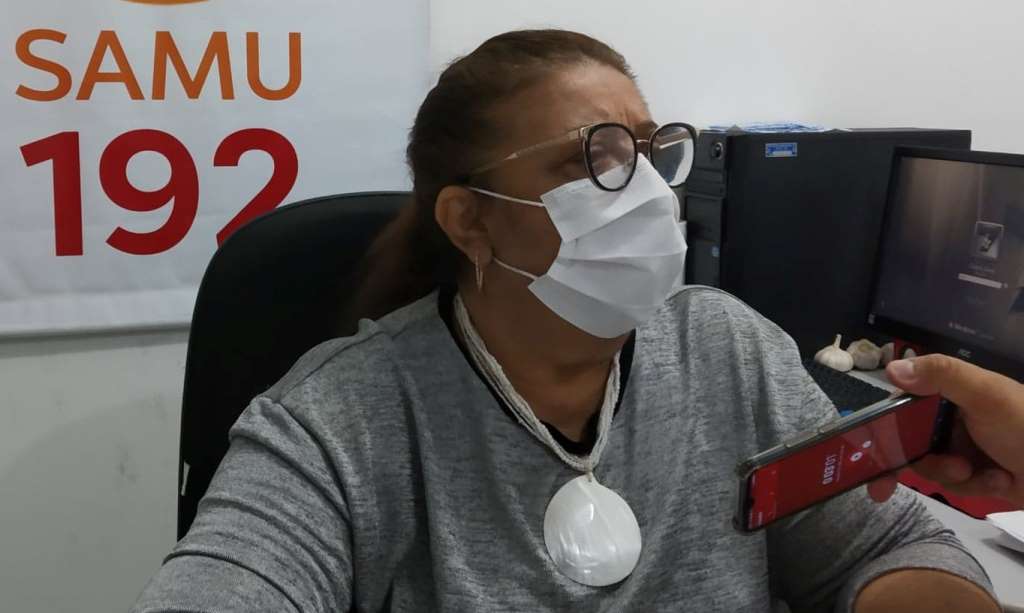 Diretora do SAMU mostra gravações no sistema e documentos, e diz que vereador mentiu sobre ocorrência de acidente, em Patos