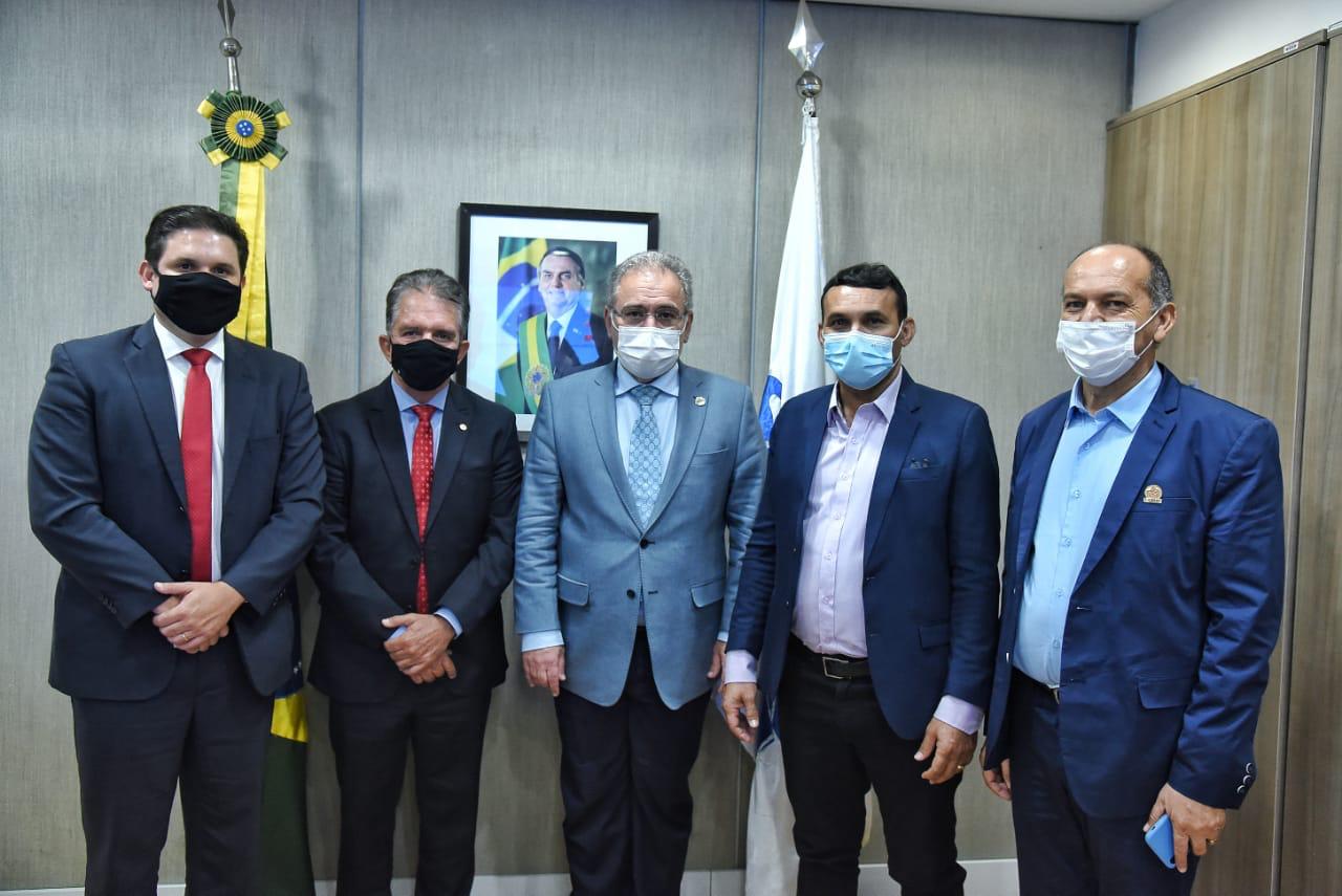 Líder Hugo Motta se reúne com ministro da Saúde e discute novas ações na Paraíba