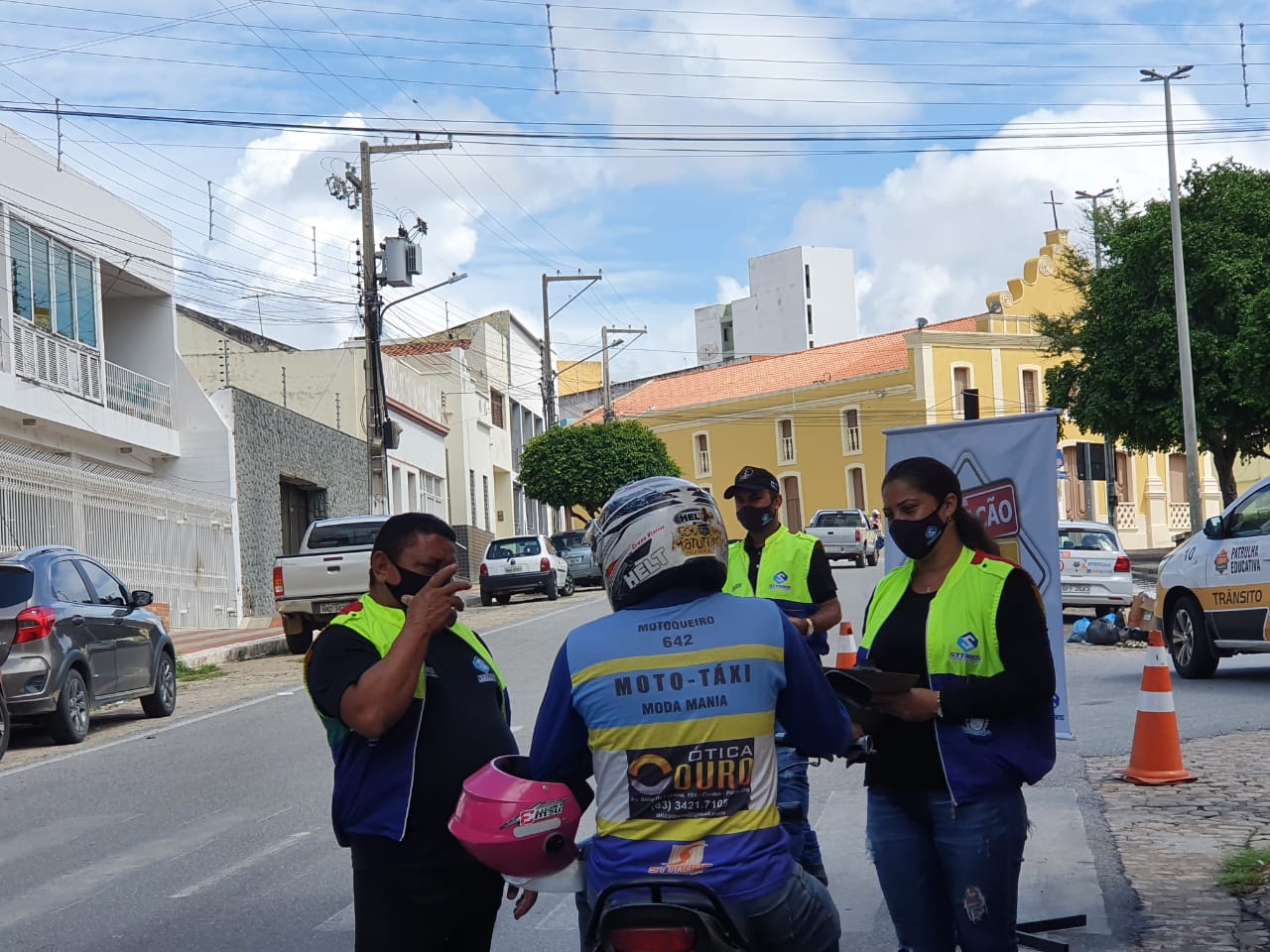 STTRANS realiza blitz educativa nas principais ruas de Patos