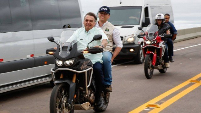 “O presidente não deu um bom exemplo”, diz Antônio Coelho sobre Bolsonaro sem capacete pilotando moto