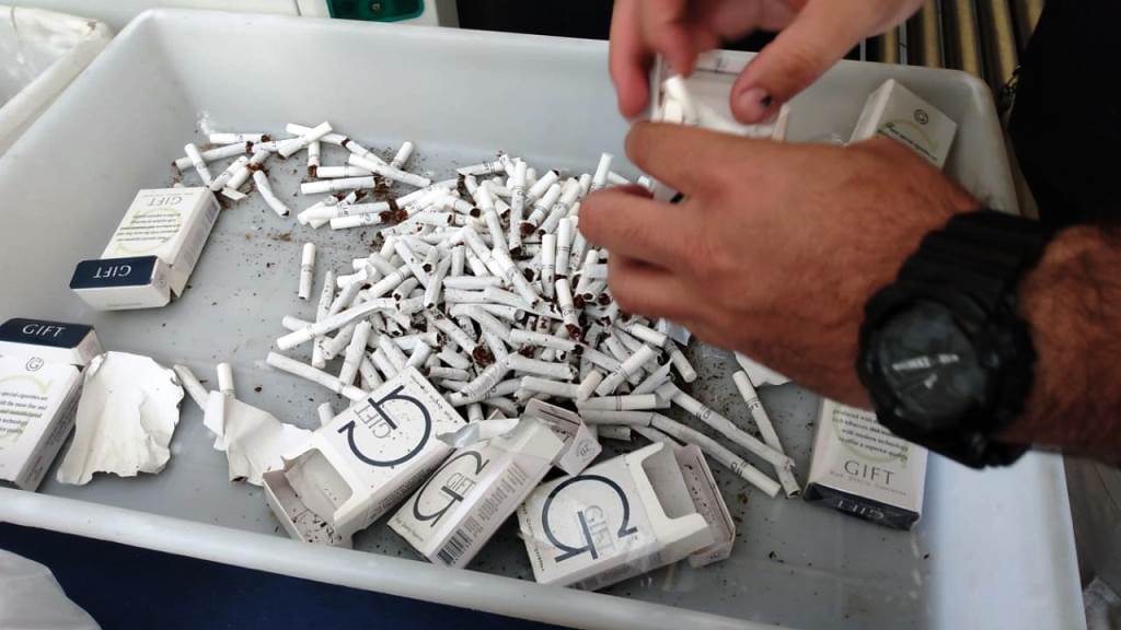 Em Patos, mulher tenta entrar com maconha disfarçando substância em cigarros comuns no Presídio Procurador Romero Nóbrega