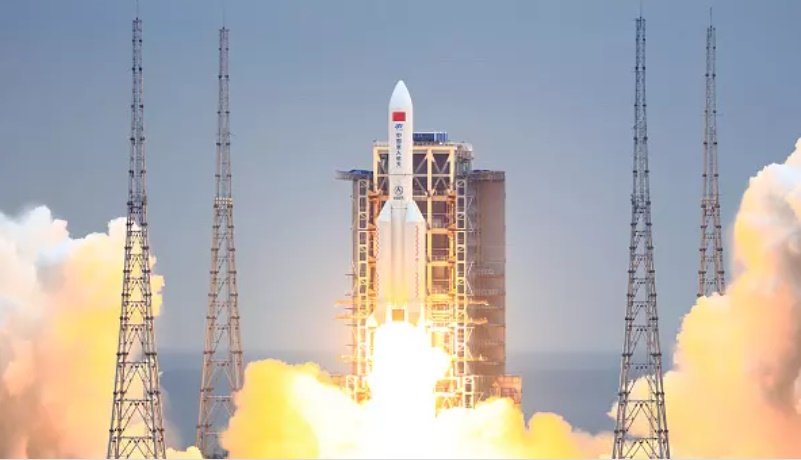 Foguete chinês retorna à Terra e cai próximo às Ilhas Maldivas