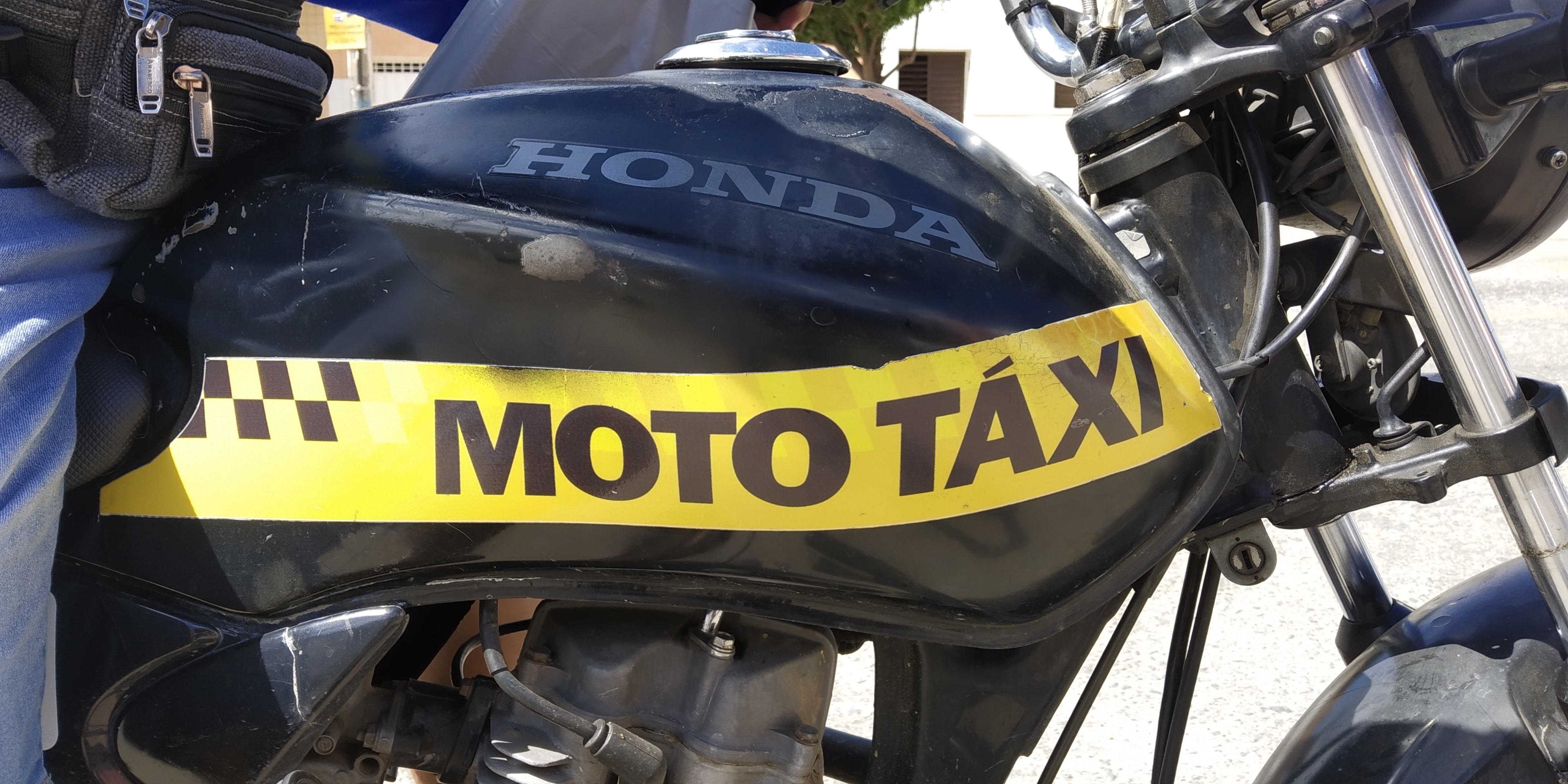 “A situação está muito difícil e a gasolina cada dia mais cara”, relata mototaxista da cidade de Patos