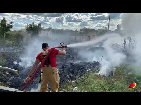 Foco de incêndio foi registrado na tarde desta quarta-feira (24) no centro de Patos. Veja Reportagem