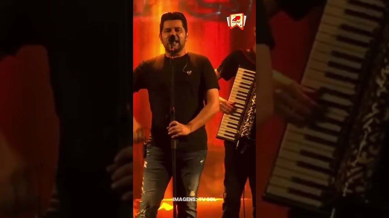 Bate-papo com o cantor Léo Magalhães no São Pedro de São Mamede