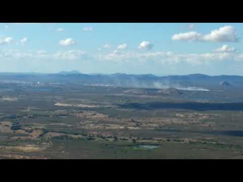 VÍDEO FEITO DA PEDRA DO TENDÓ MOSTRA FOGO NO LIXÃO DE PATOS
