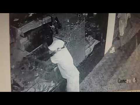 Vândalos quebra vidraça de loja em Patos - Patosonline.com