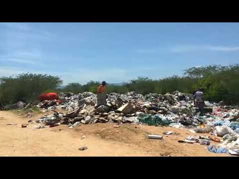 MONTANHAS DE RESÍDUOS NO LIXÃO DE PATOS PB. VEJA