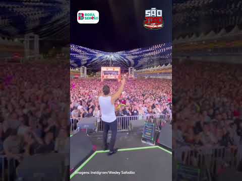 Terreiro do Forró lotado prestigia terceira noite do São João de Patos 2023