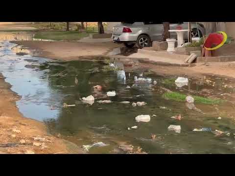 Morador da Rua Antônio Caboclo, em Patos, cobra conserto de galeria estourada há quase 2 meses