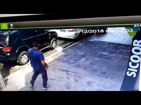 Comerciante é assaltado em pleno centro de Patos