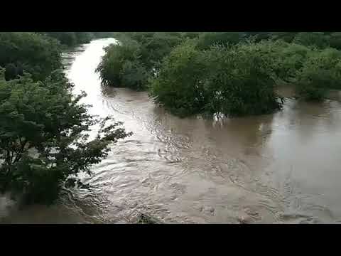 Chove mais 110 mm em Patos e Rio Espinharas desce com grande Cheia. Veja