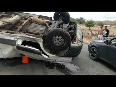 Morador de Patos capota veículo após tentar livrar de animal no Agreste de Pernambuco